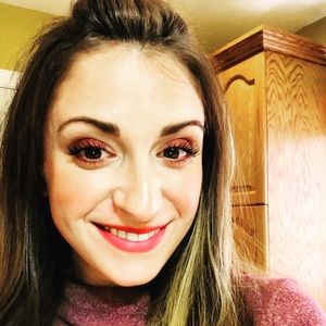 Meet your Posher, Ashleigh